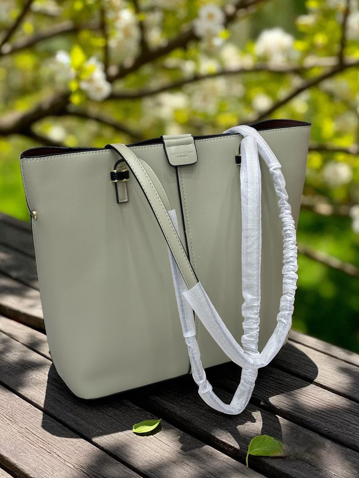 Classic Faux Leather Tote Bag with Dual Shoulder Straps