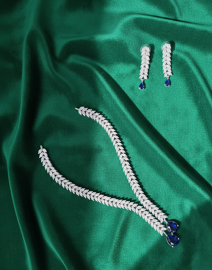 Neferiti Diamond Necklace Set