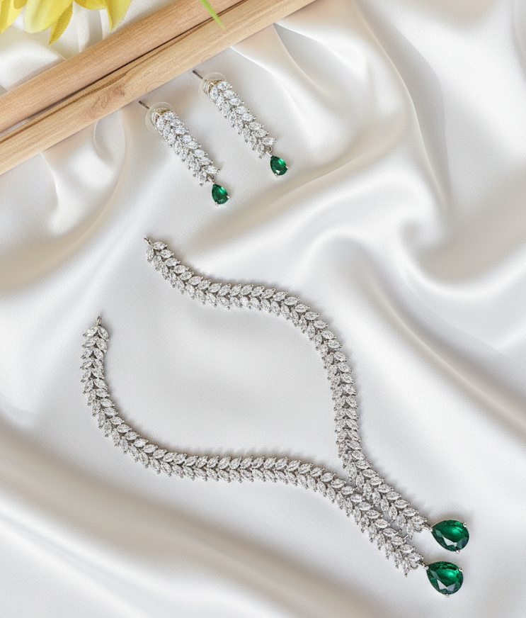 Neferiti Diamond Necklace Set