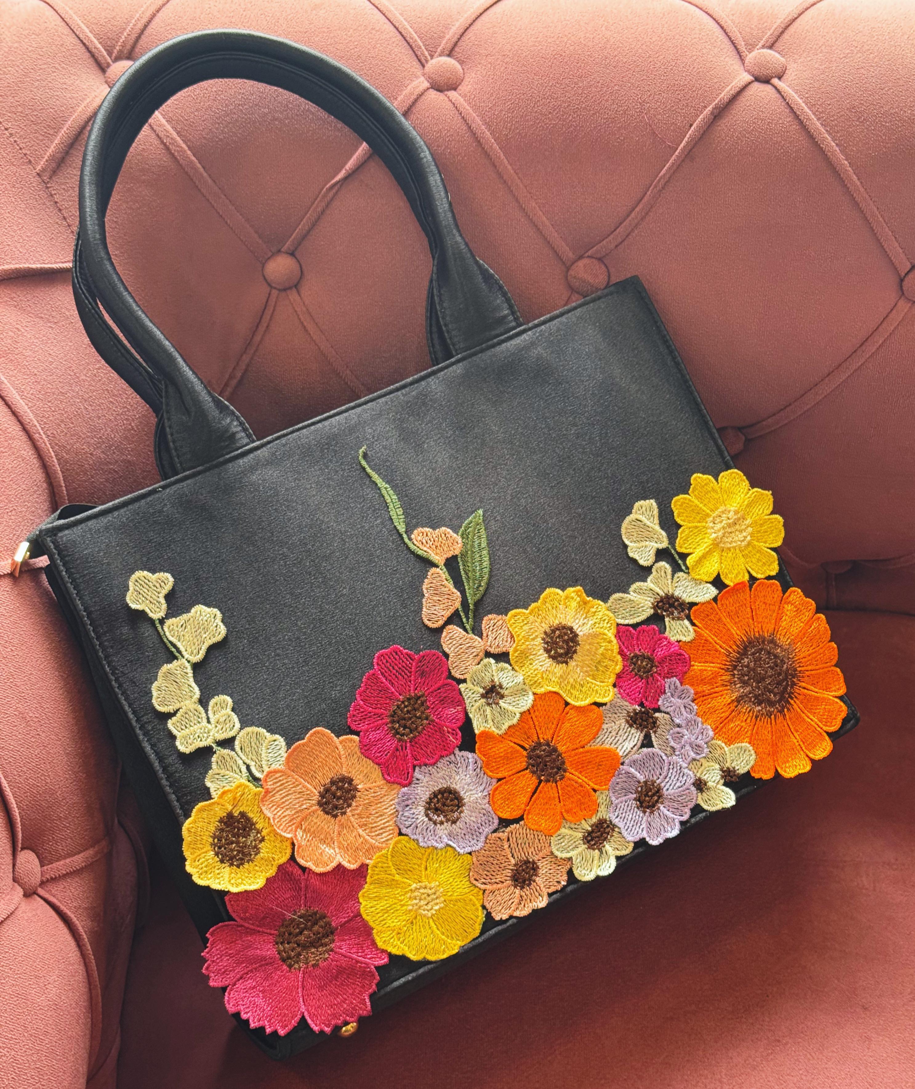 Floral Embroidered Tote Bag – Chic Canvas Handbag for Women