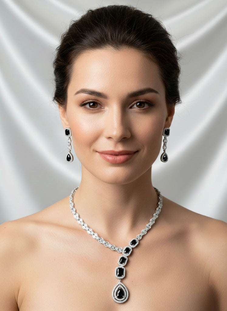 Victoria Diamond Necklace Set