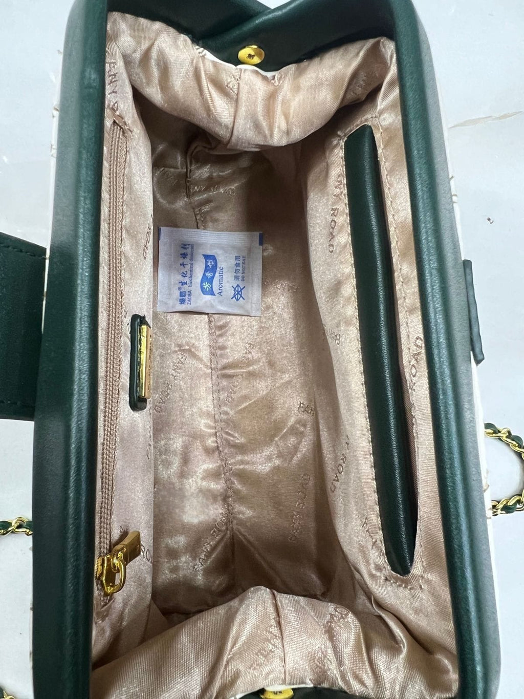Savanna Shoulder Bag