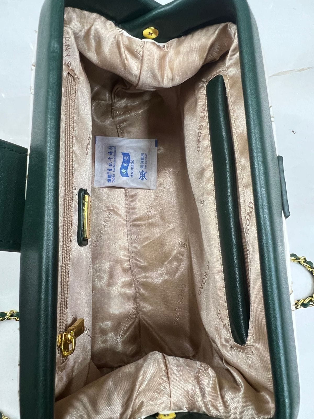 Savanna Shoulder Bag