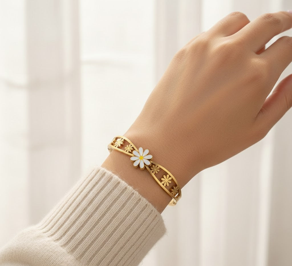 Daisy Delight Bangle