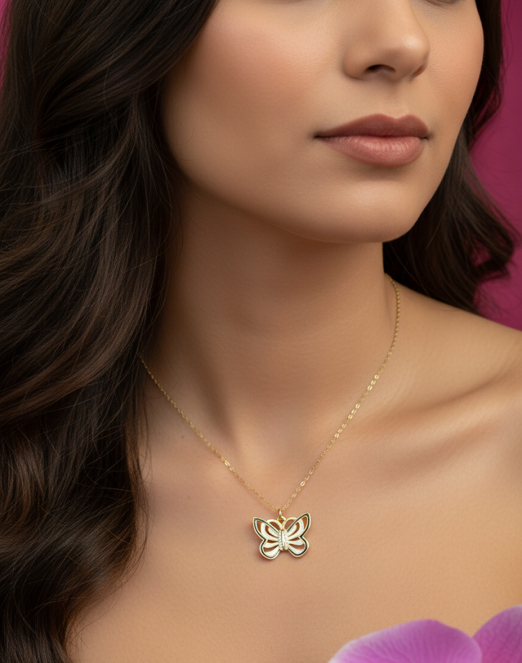 Kesse Pendant Neckpiece