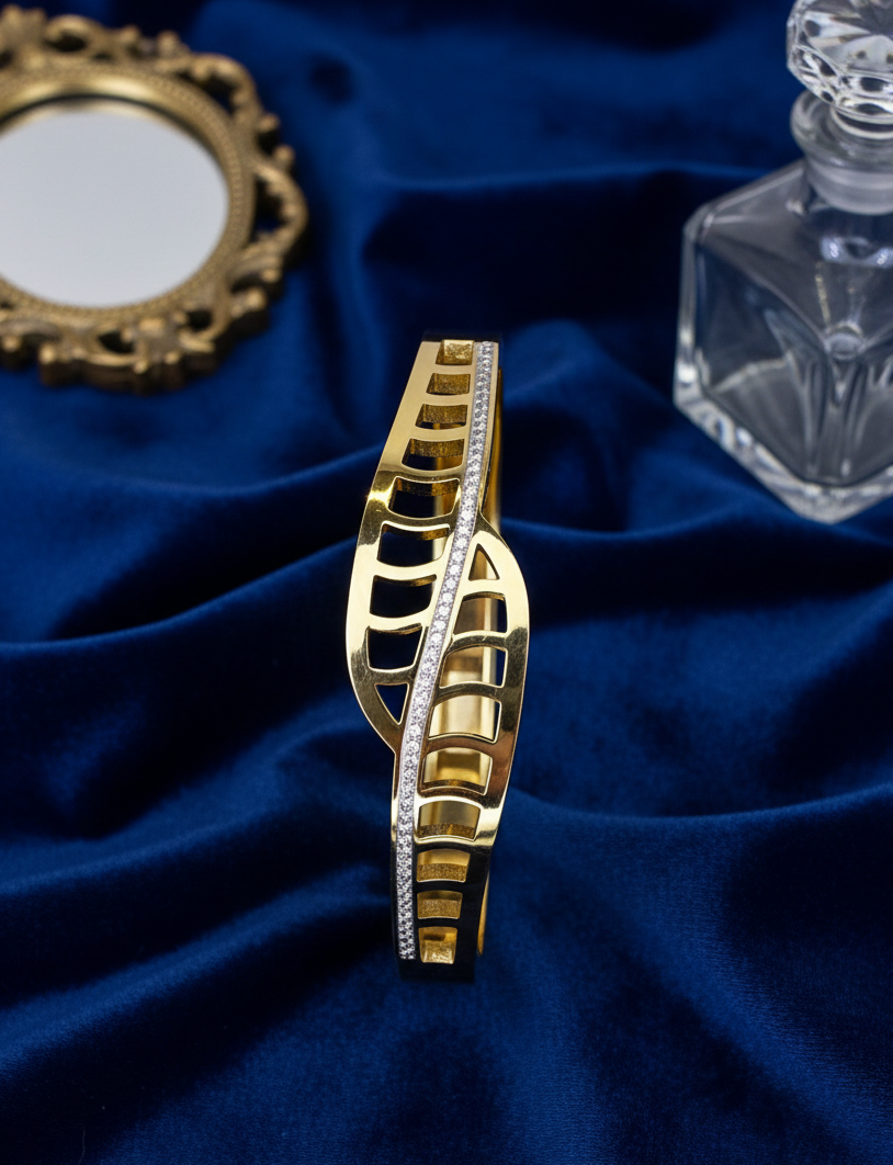 Lily Bangle Bracelet