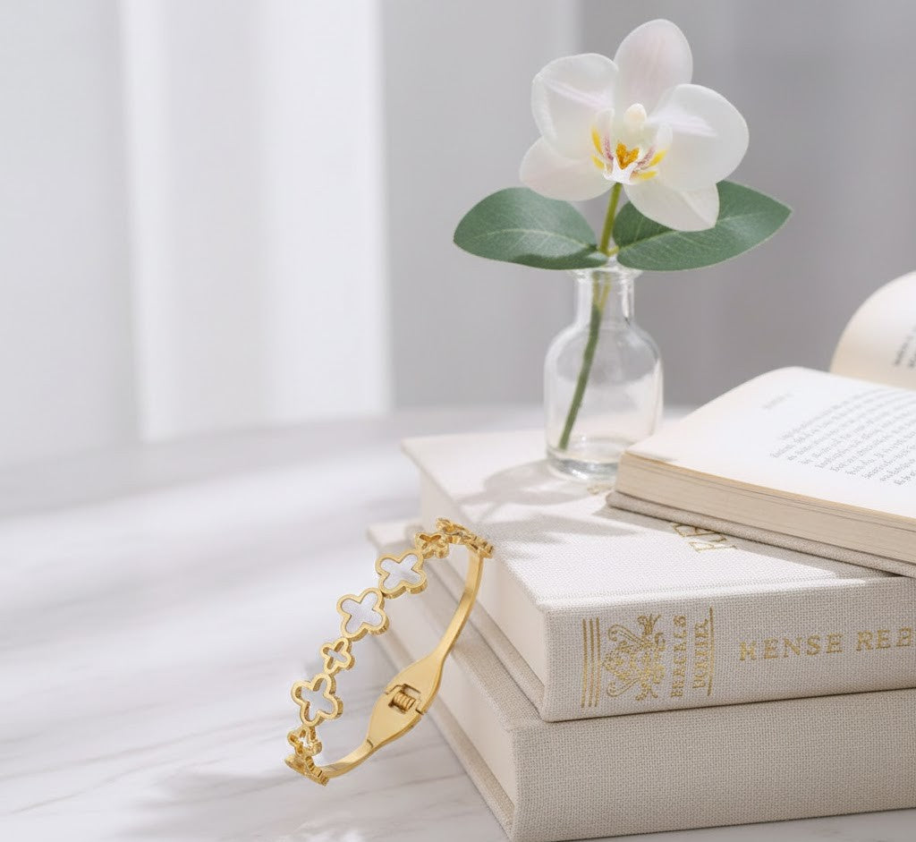 Lucky Petals Hinge Bracelet