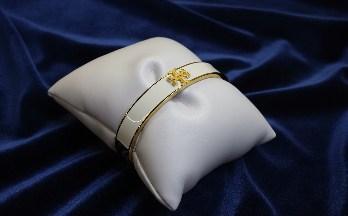 Solin Bangle Bracelet