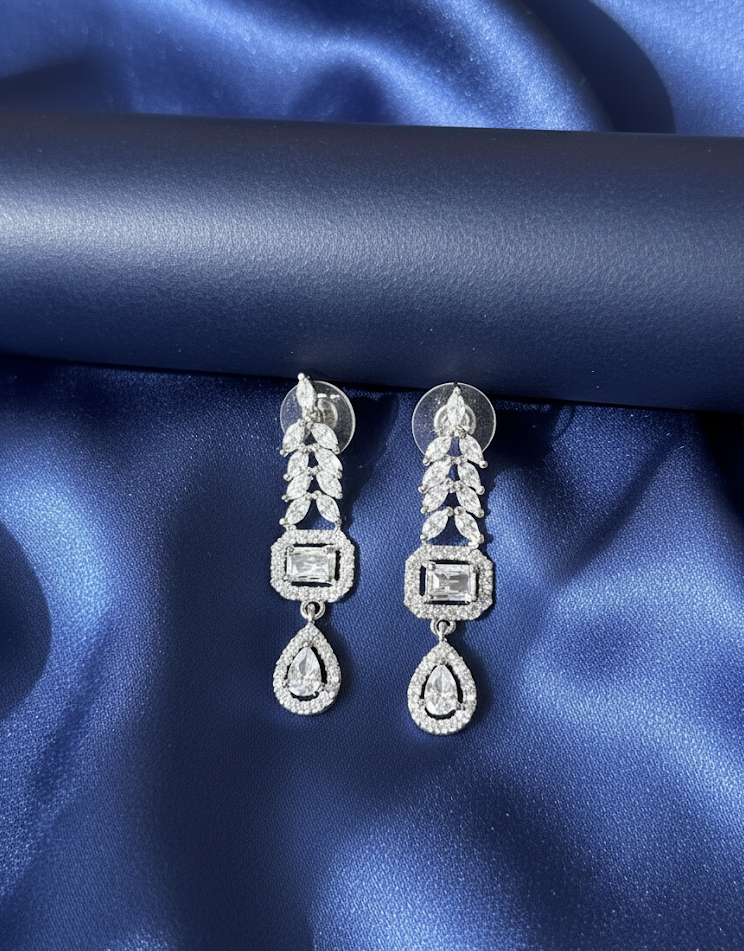 Titania Diamond Necklace Set