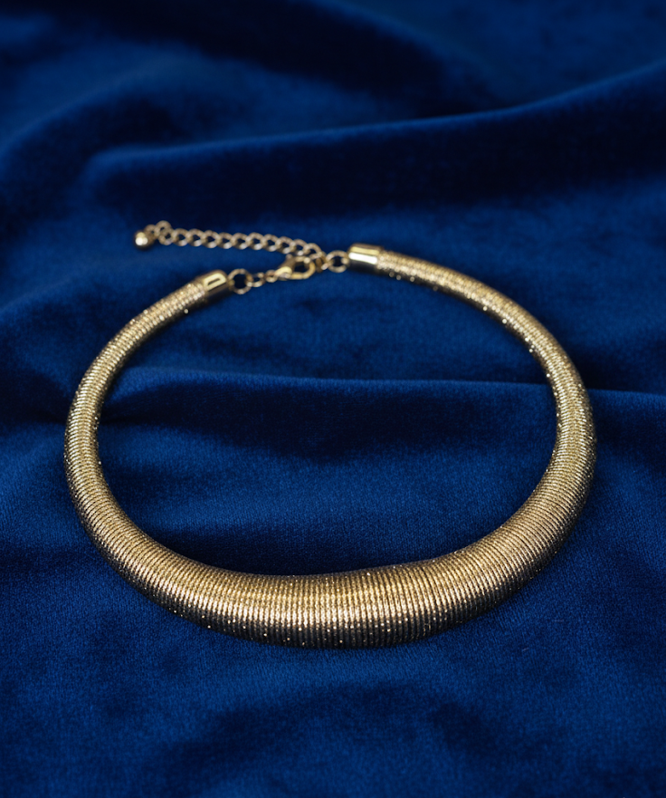 Golden Twirl Hasli Neckpiece